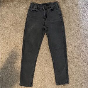 American Eagle Mom Jean